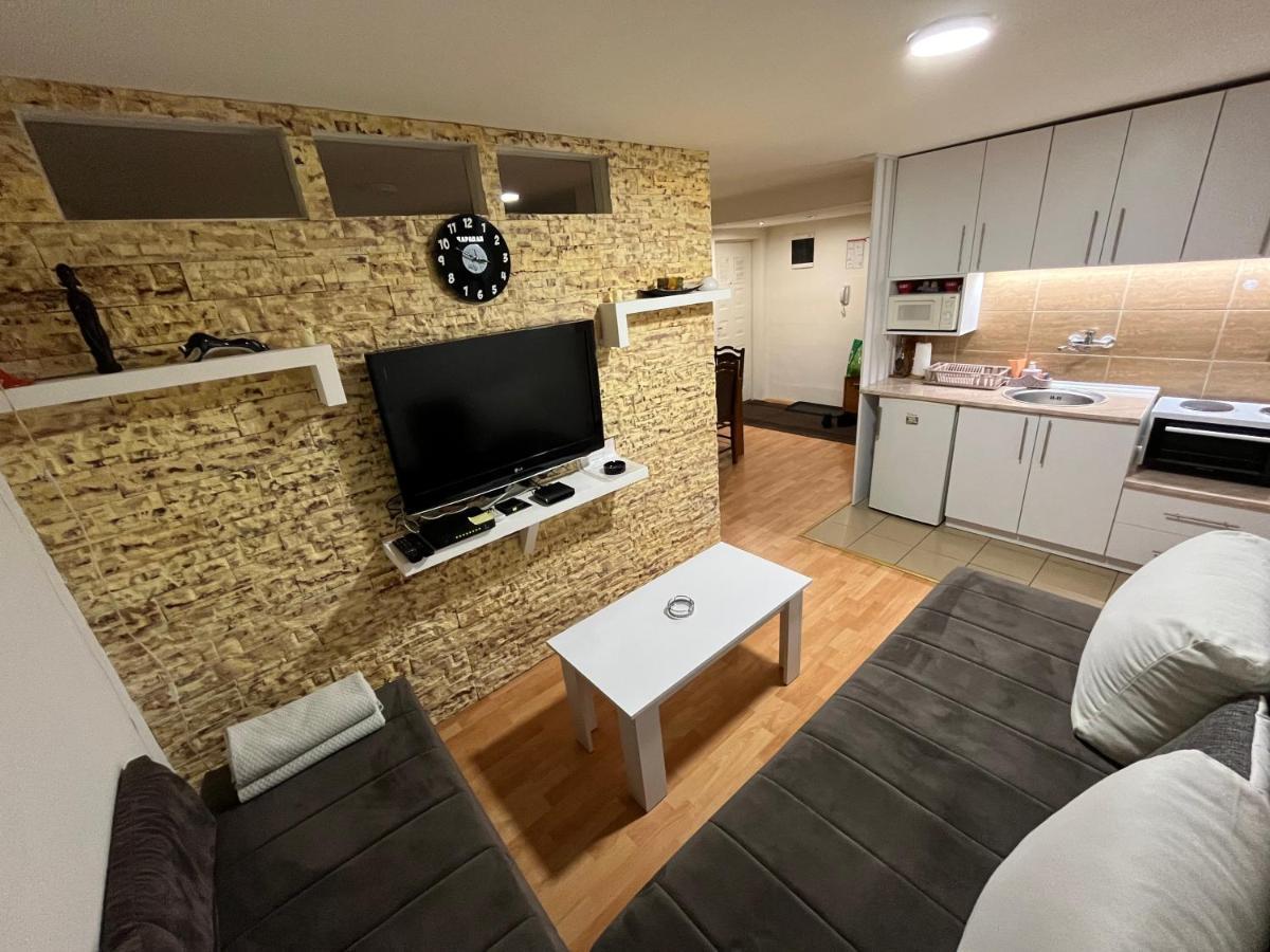 Apartamento Carapan Kruševac Exterior foto